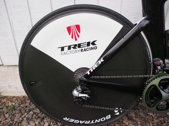 Bontrager doesn’t sell a disc wheel, but Trek sponsored athletes gets these Bontrager disc wheels, which are actually rebadged HED disc. The wheel is actually a low profile rim covered with a non-structural carbon fairing.