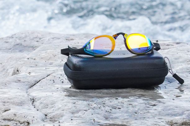 Custom-made swim goggles from TheMagic5 - Triathlon Magazine Canada