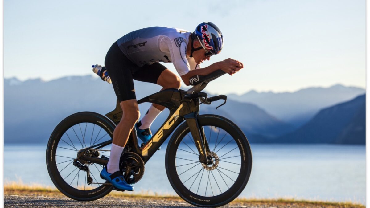 Shimano introduces first triathlon model in its top-tier S-Phyre